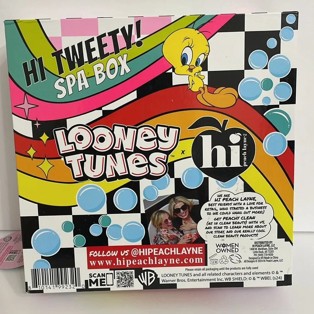 Looney Tunes x Hi Peach Layne Tweety Spa Gift Set